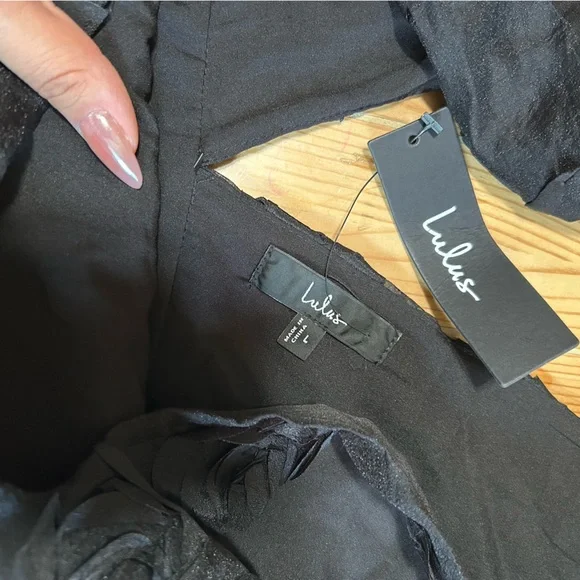 Exceptional Entrance Black Sleeveless Tiered Rosette Midi Dress - Picture 5 of 9